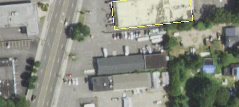 689 Medford Ave
