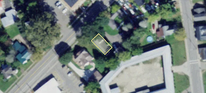 12 Tuscarora St