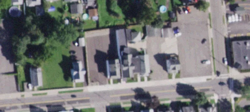 137 Robinson St