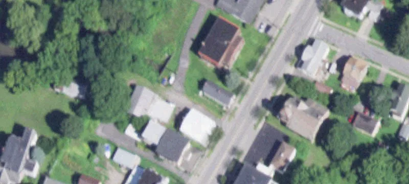 12 Main St