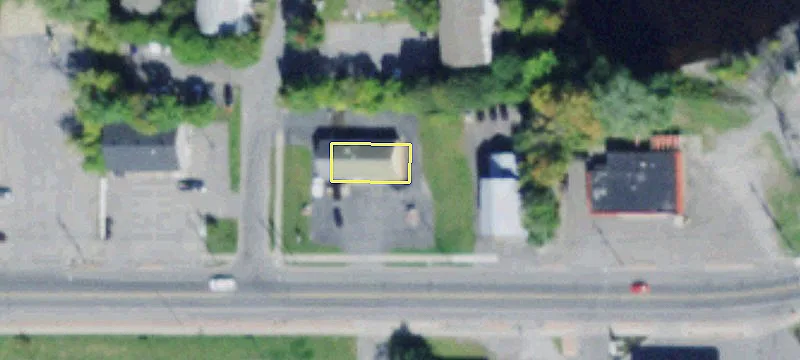 39 Maple St