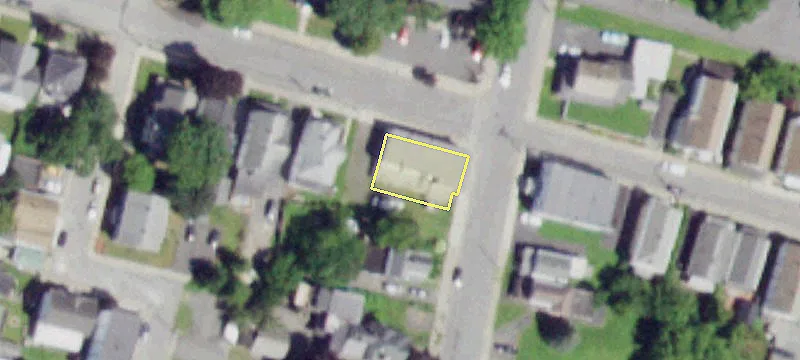 159 Main St