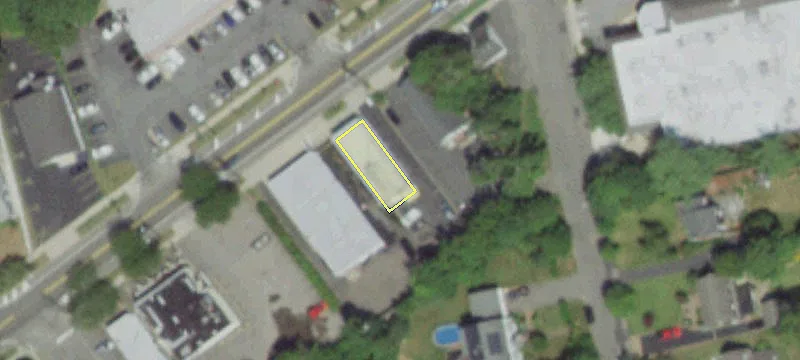 290 Main St