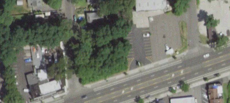 909 Middle Country Rd