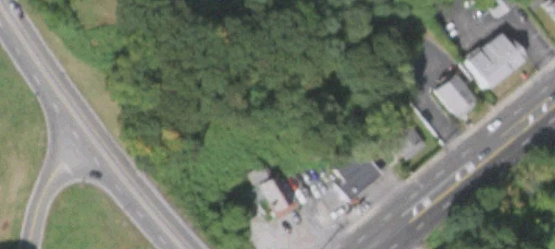 2060 Main St