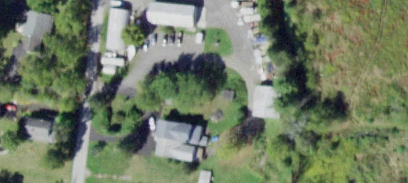 37 Maple Ave
