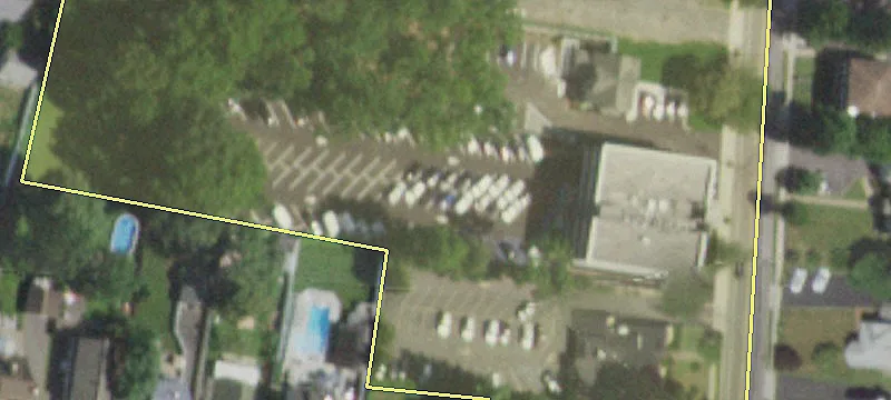 98 Maple Ave
