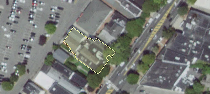 51 Main St