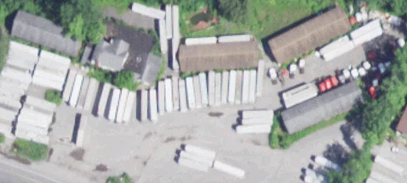127 Riverside Dr
