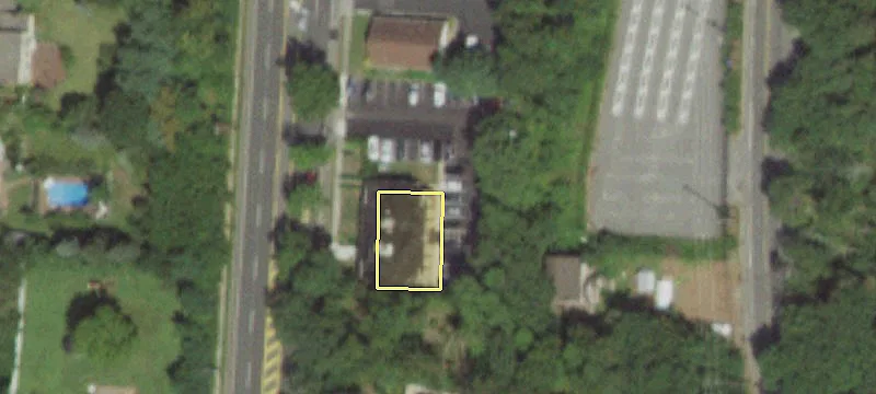 646 Commack Rd
