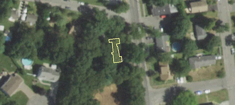 218 Ronkonkoma Ave