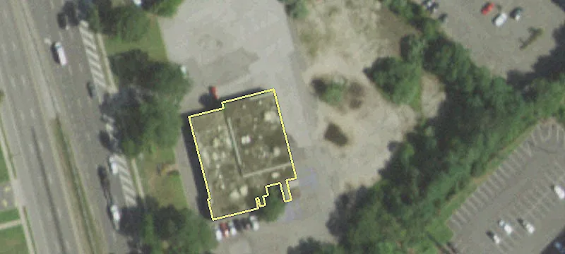 585 Broadhollow Rd