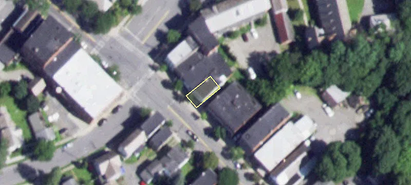 101 Main St