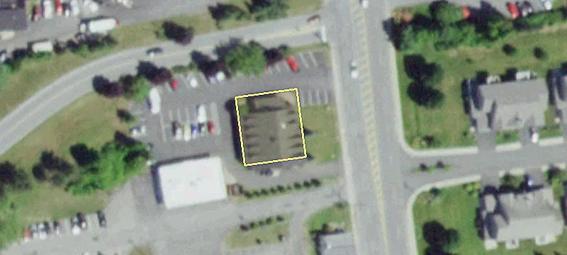 319 Bay Rd