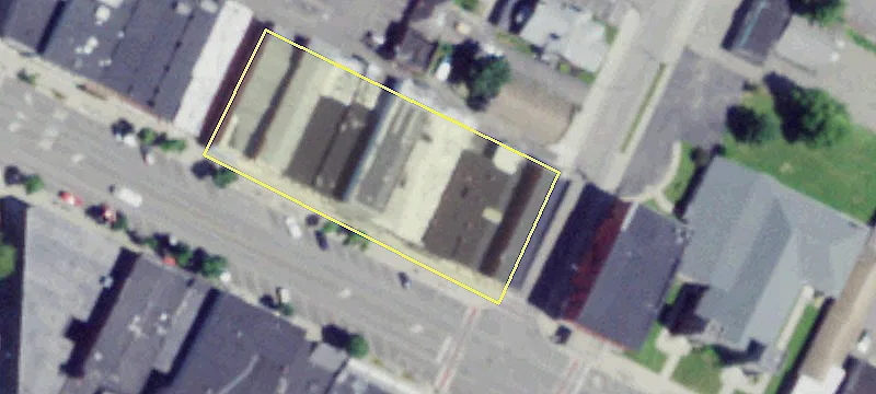 126 Main St