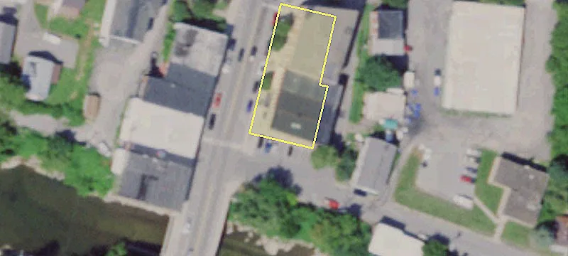 14 Main St