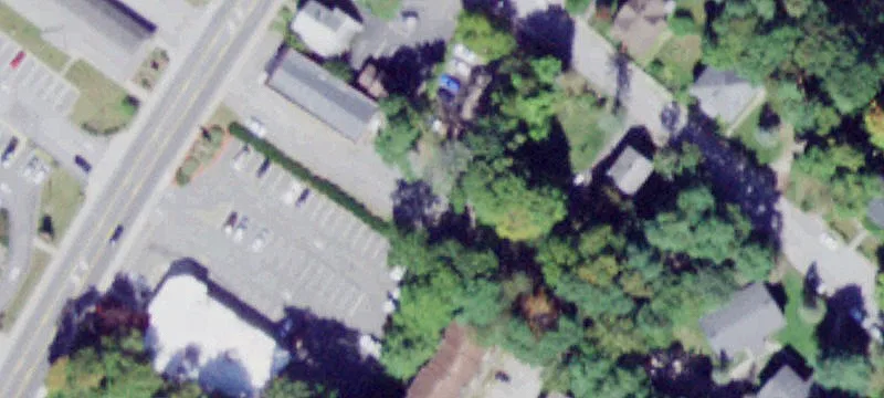 44 Main St