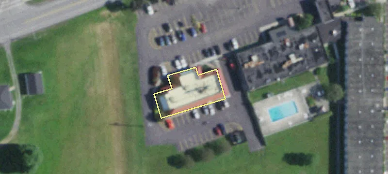 4240 Lakeville Rd