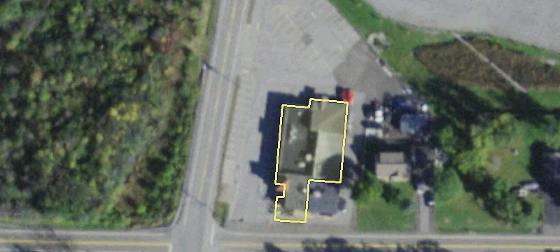 2995 Lakeville Rd
