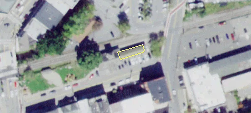 25 Railroad Ave