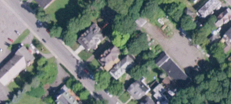 123 Guy Park Ave
