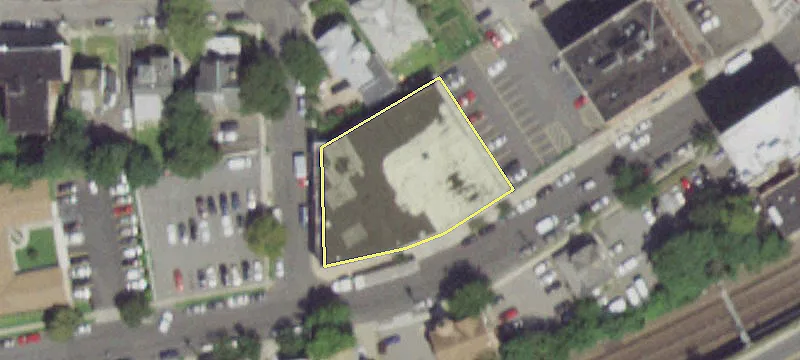 121 Stevens Ave