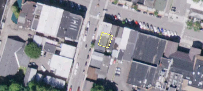 43 Pioneer St