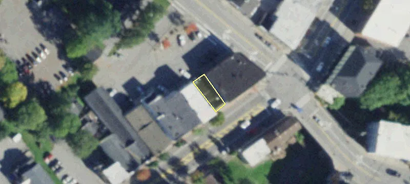 7 Main St