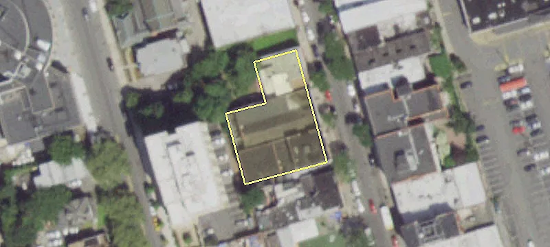 122 4th Ave
