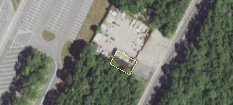 352 Mastic Rd