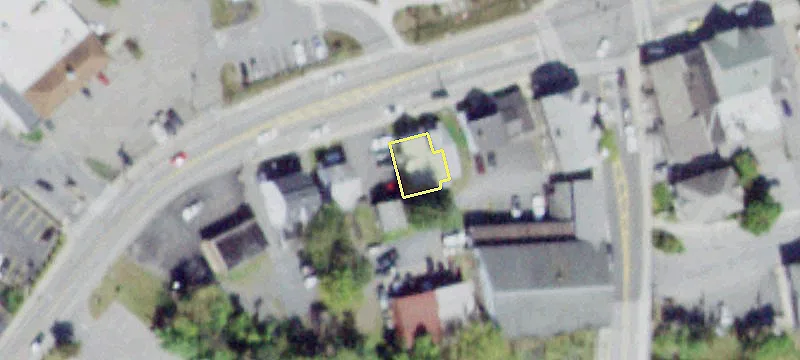 13 Main St