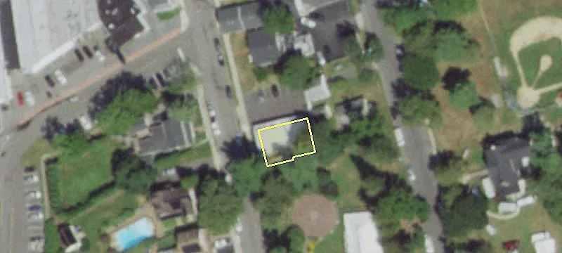 33 Candee Ave