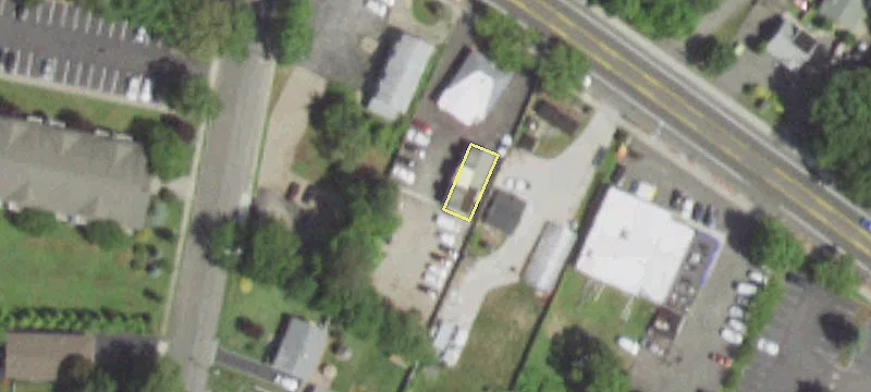 1400 Montauk Hwy