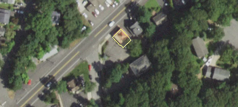 780 Ft Salonga Rd