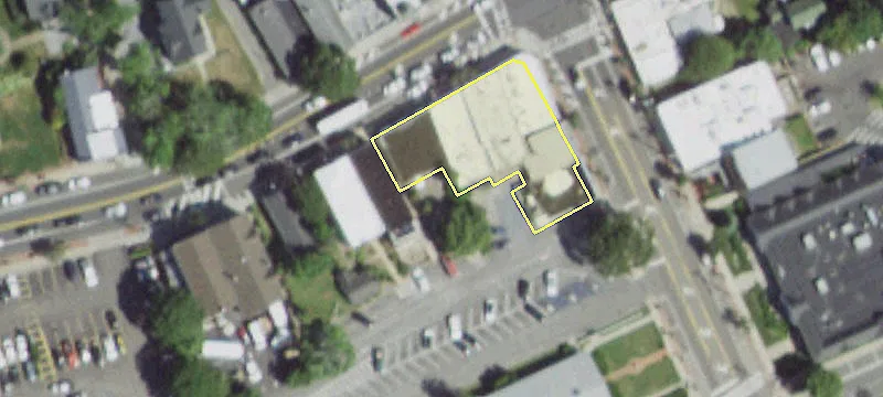 11 Montauk Hwy