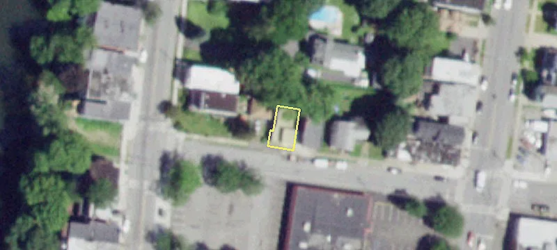 1 102nd St