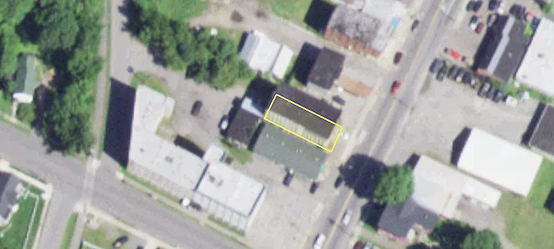 122 Main St