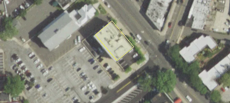 36 Lincoln Ave