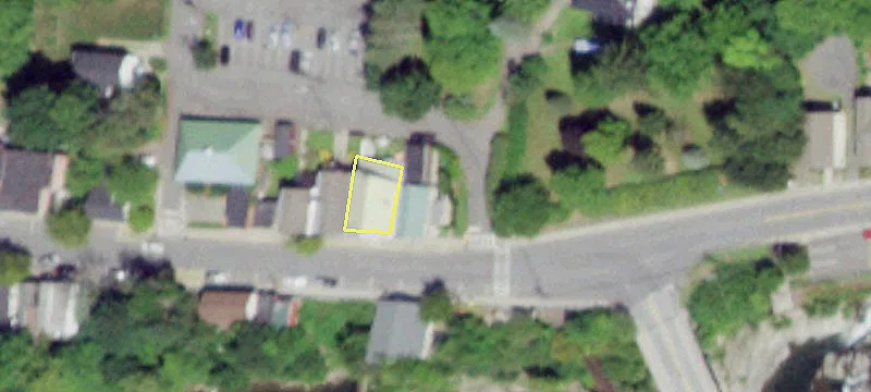 3039 Main St