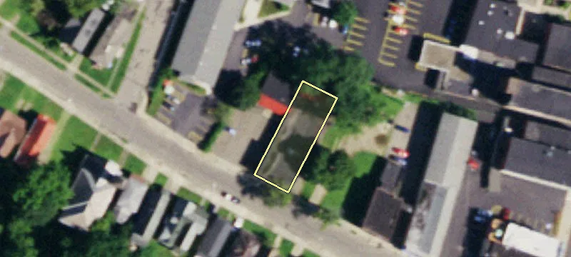 36 Riv St