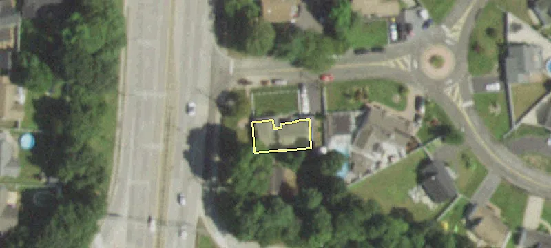 1105 Deer Park Ave