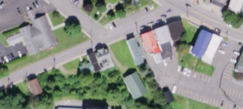 11 Railroad Ave