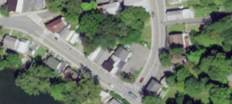 3067 Main St