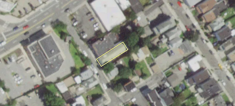 14 Russell Ave