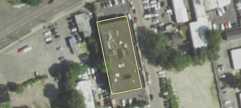 24 Oak Dr