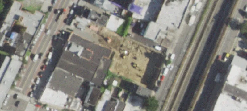 2036 Webster Ave