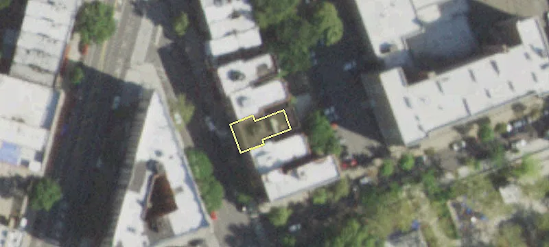 927 Ave Saint John