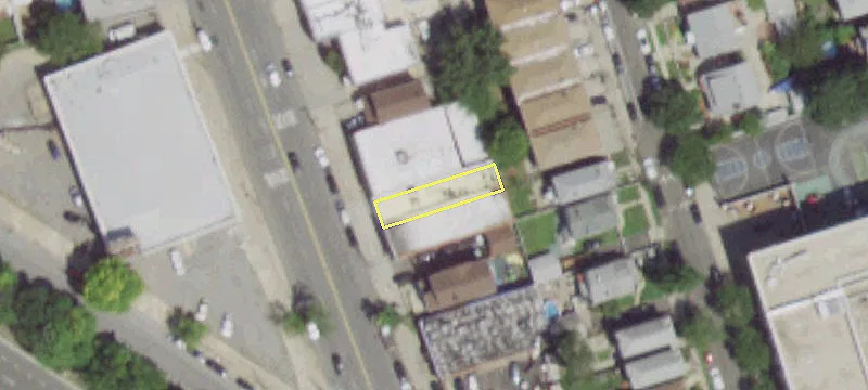 3875 Tremont Ave