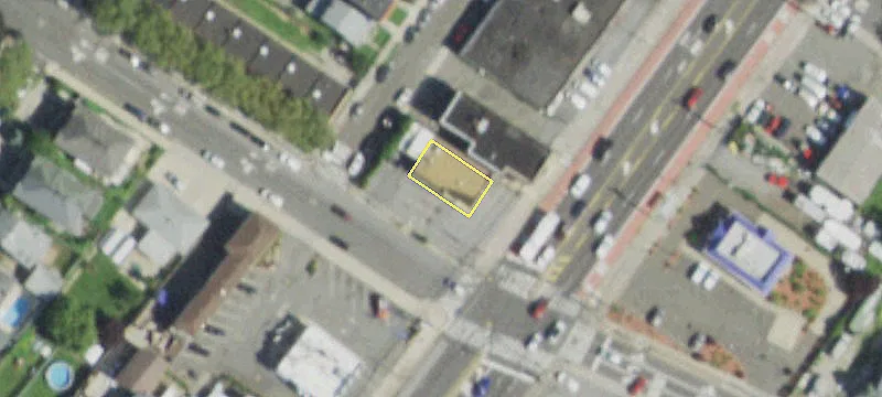 2211 Hylan Blvd