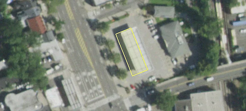 253 Bay St
